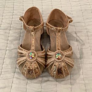 Joyfolie Hazel in gold shoes girls size 13